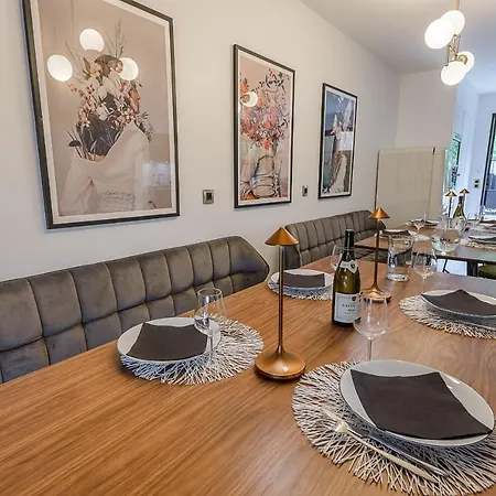 Apartment Le Merveilleux: Luxurious Lakeside By Lla Selections Talloires