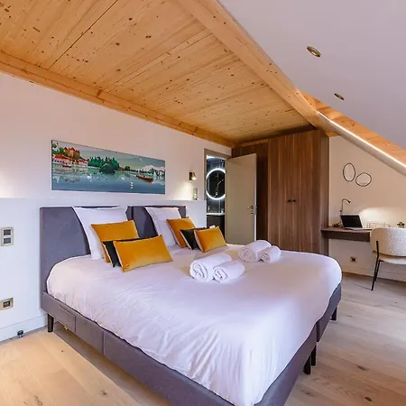 Le Merveilleux: Luxurious Lakeside By Lla Selections * Talloires