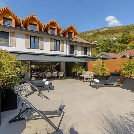 Apartment Le Merveilleux: Luxurious Lakeside By Lla Selections Talloires